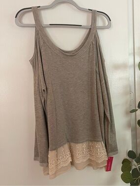 Target Gray Cold-Shoulder Tunic with Cream Lace Hem